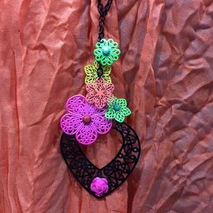 Ladies necklace